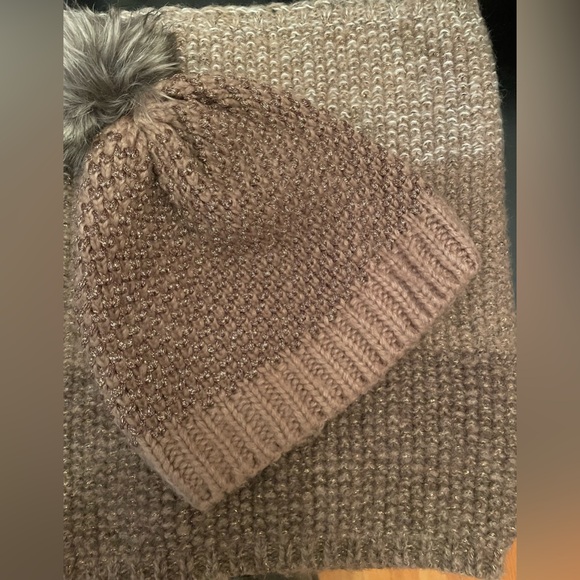 Merona Accessories - Hat and NeckWarmer Set